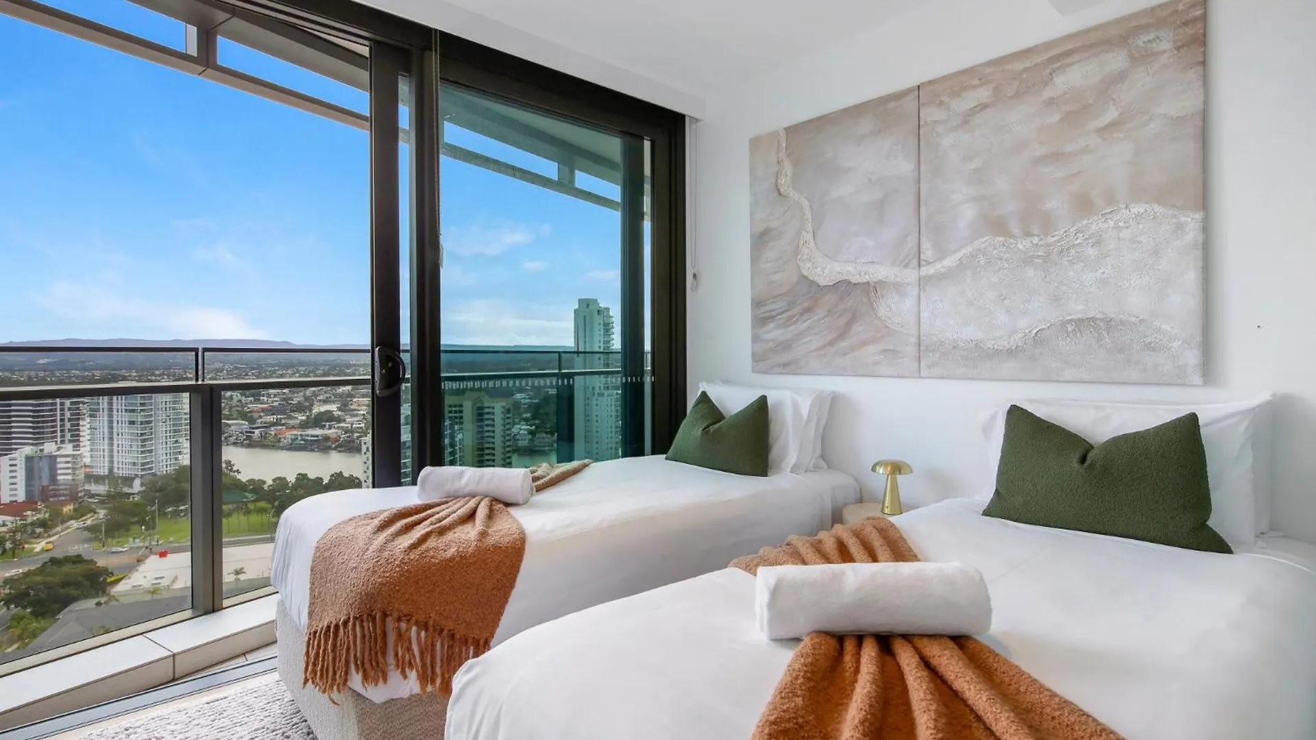 Diamonds Of Paradise - Set In Sand Gold Coast 0*,  Australië